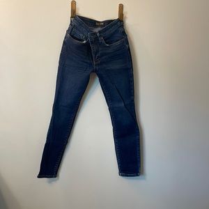 Lee Vintage Modern Mid rise skinny ankle jean / dark rinse - Size 26
